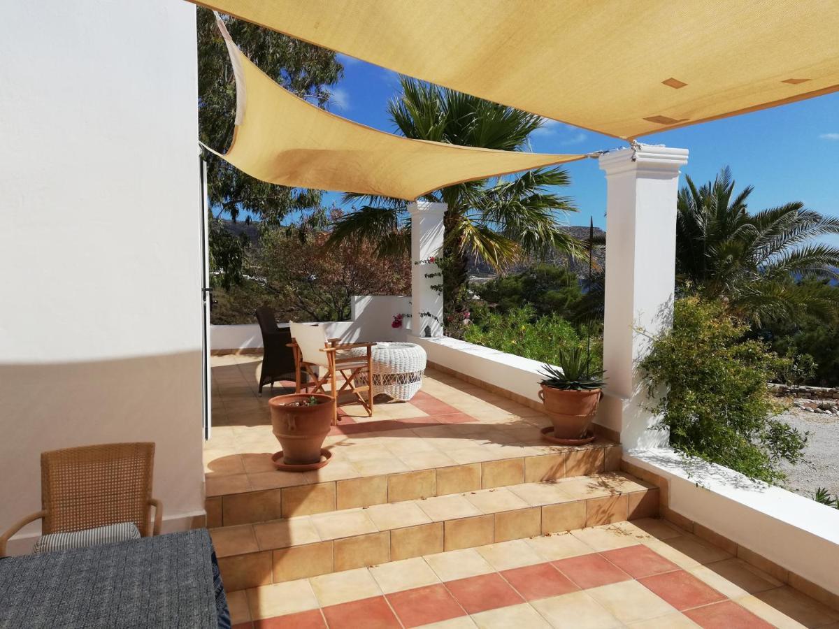 Tranquil Villa With Sea View In Ammopi Karpathos Amoopi Bagian luar foto