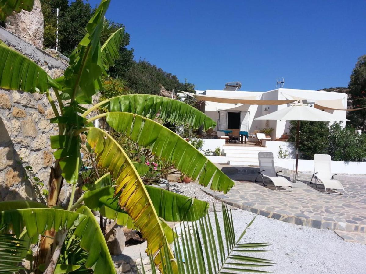 Tranquil Villa With Sea View In Ammopi Karpathos Amoopi Bagian luar foto