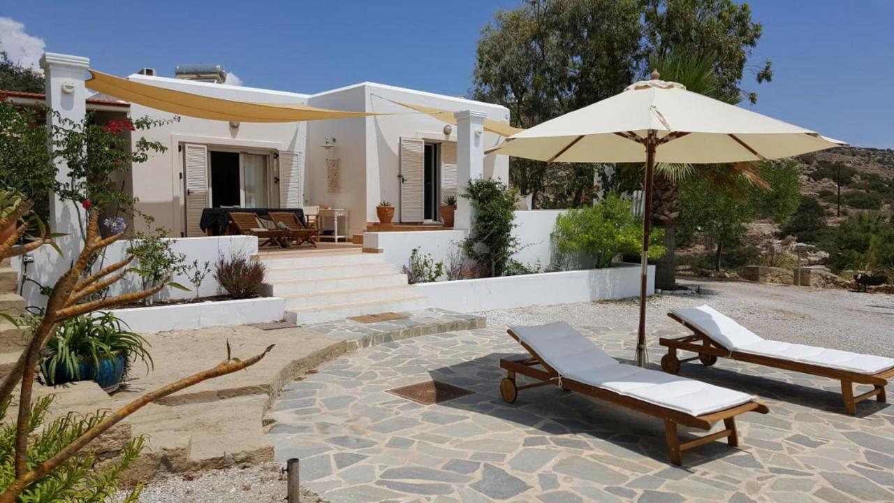 Tranquil Villa With Sea View In Ammopi Karpathos Amoopi Bagian luar foto